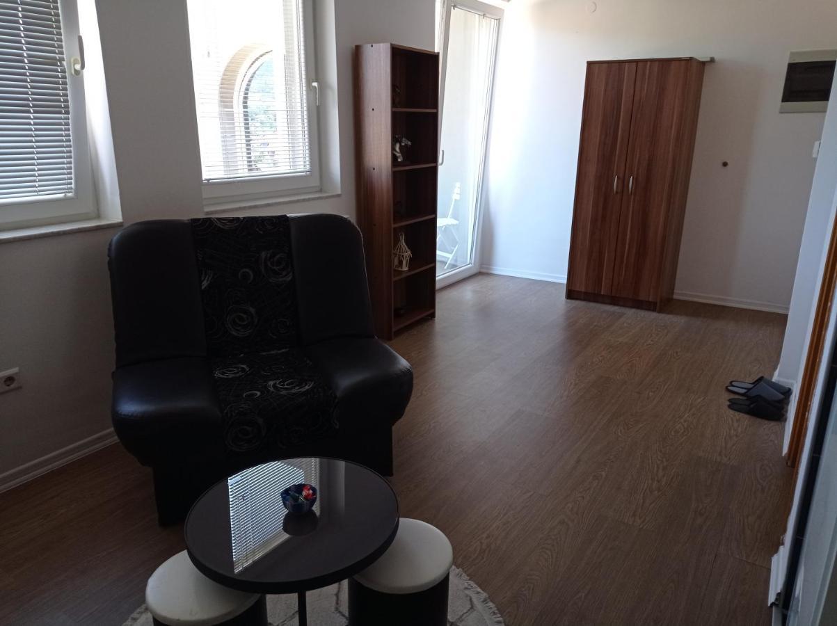Appartamento Sleep And Drive No5 Sarajevo Esterno foto